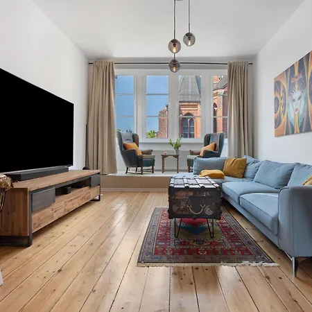 Rosenhaus Apartment *